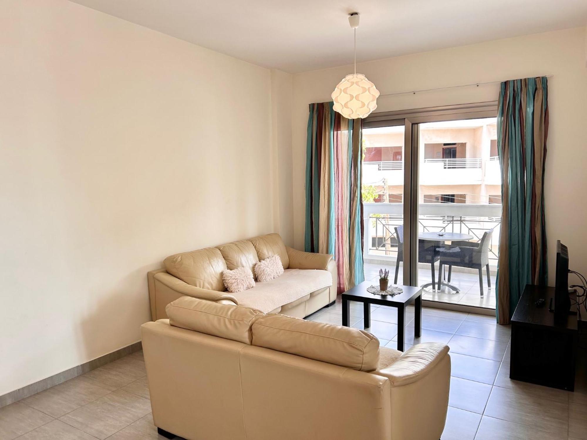 Sun Julz Apartments On The Beach Pafos Zewnętrze zdjęcie