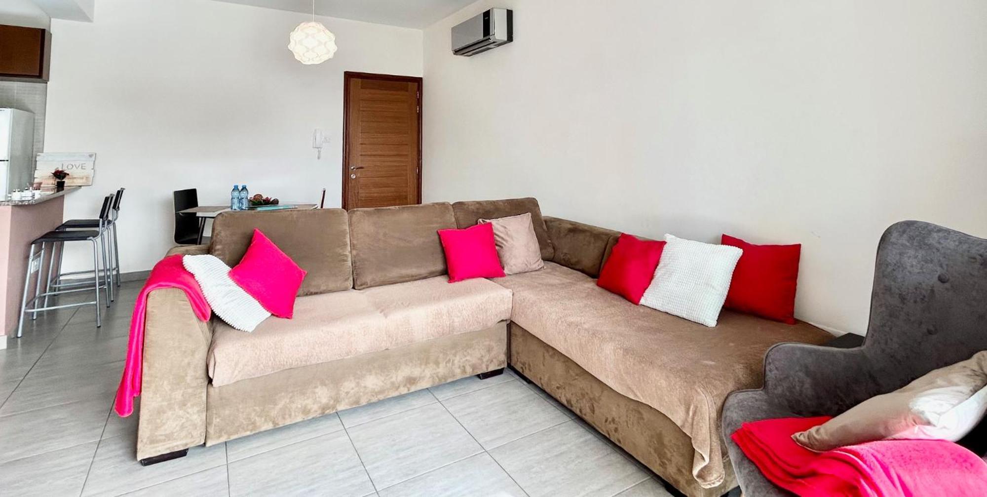 Sun Julz Apartments On The Beach Pafos Zewnętrze zdjęcie