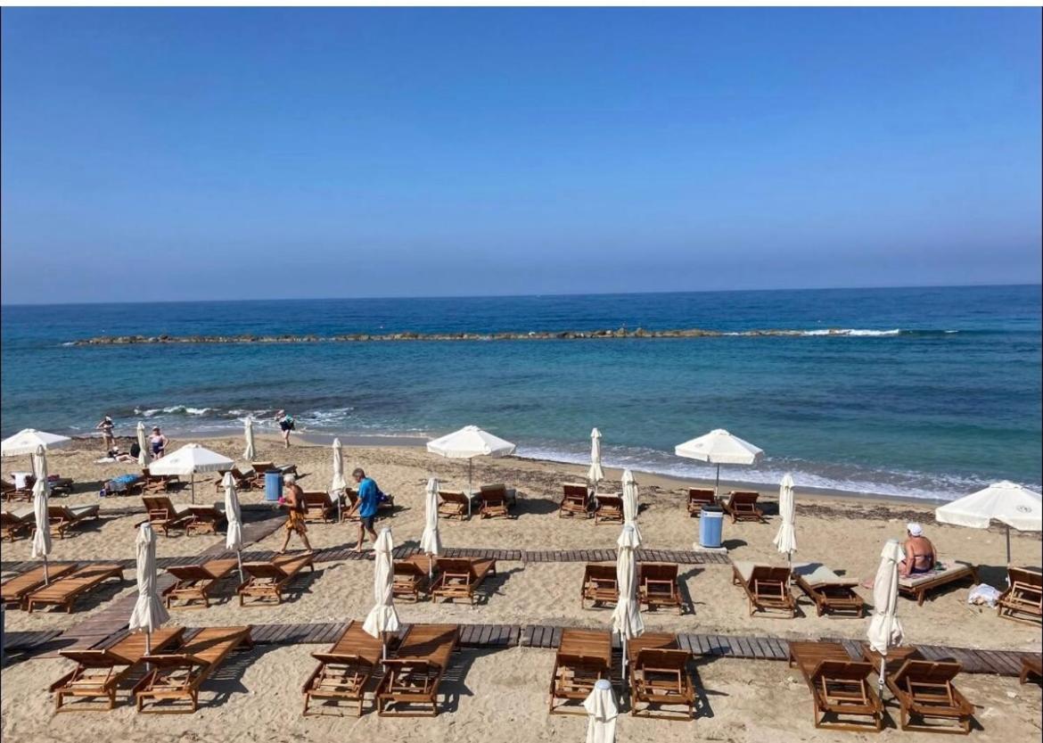 Sun Julz Apartments On The Beach Pafos Zewnętrze zdjęcie